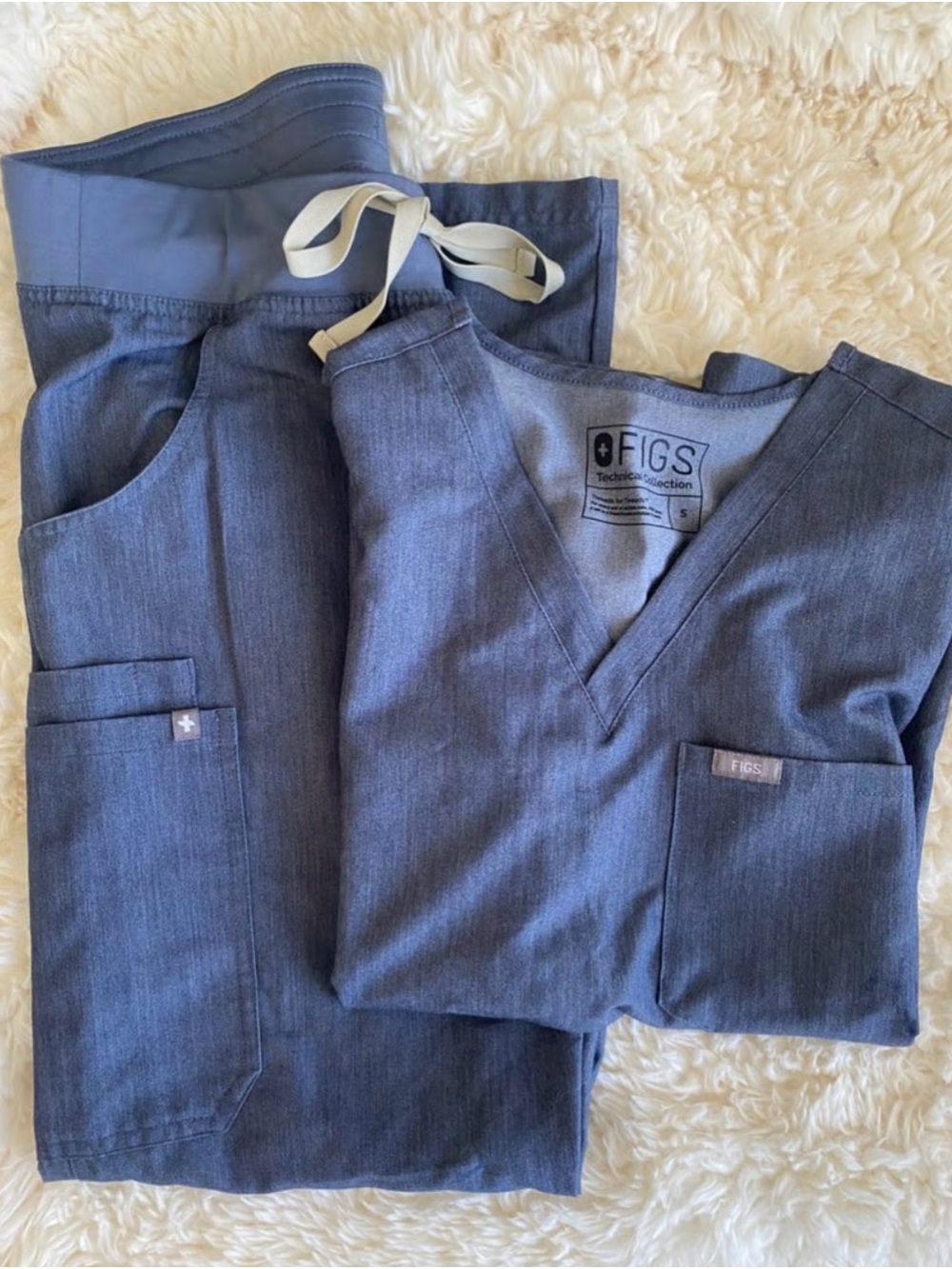 FIGS Heather Denim Scrub Top & Drawstring Pants
